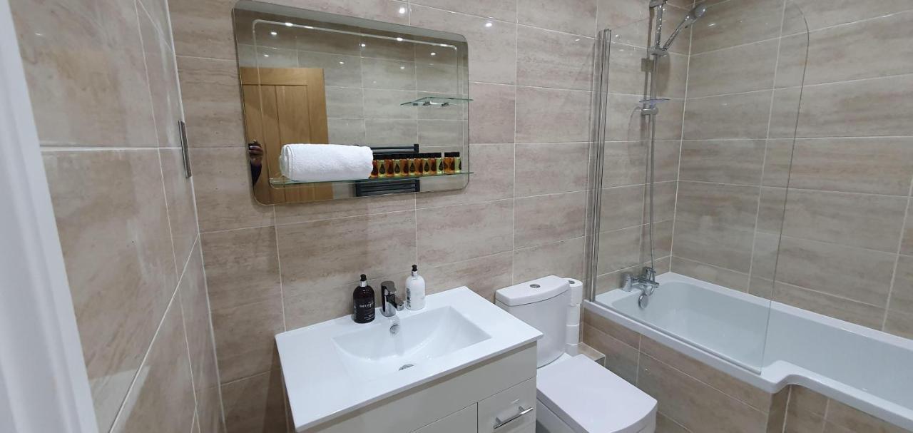 Garland Modern Spacious Apartment, Brentwood 1 外观 照片